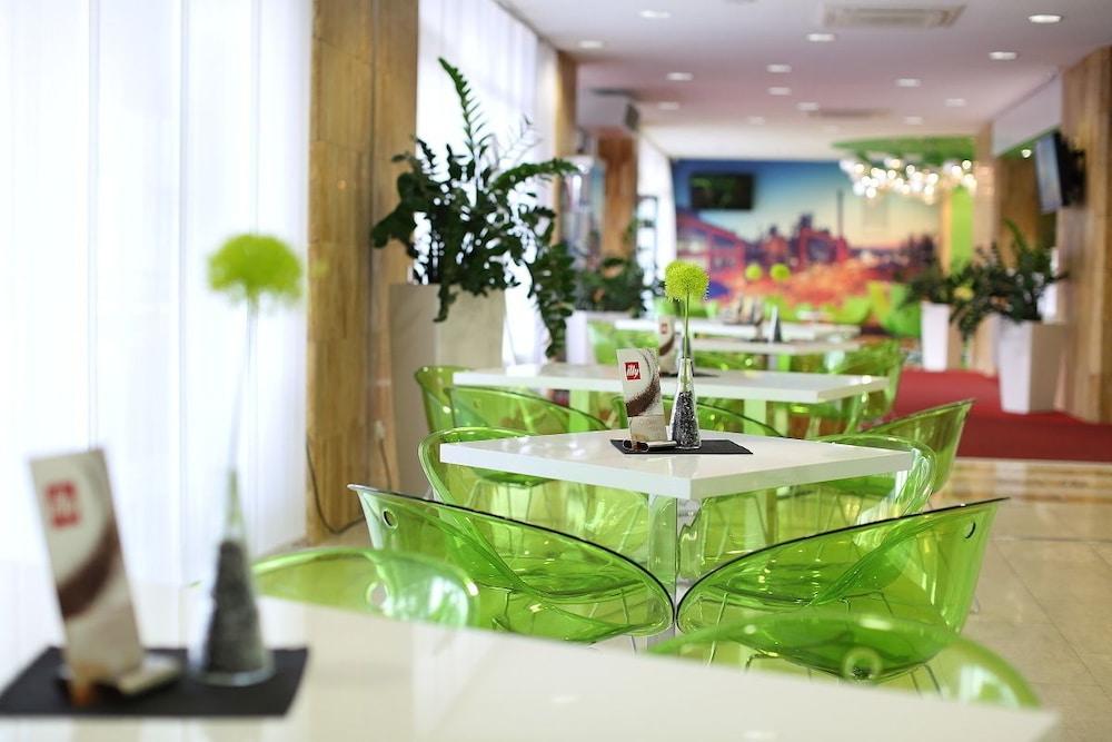 Harmony Club Hotel Οστράβα Εξωτερικό φωτογραφία
