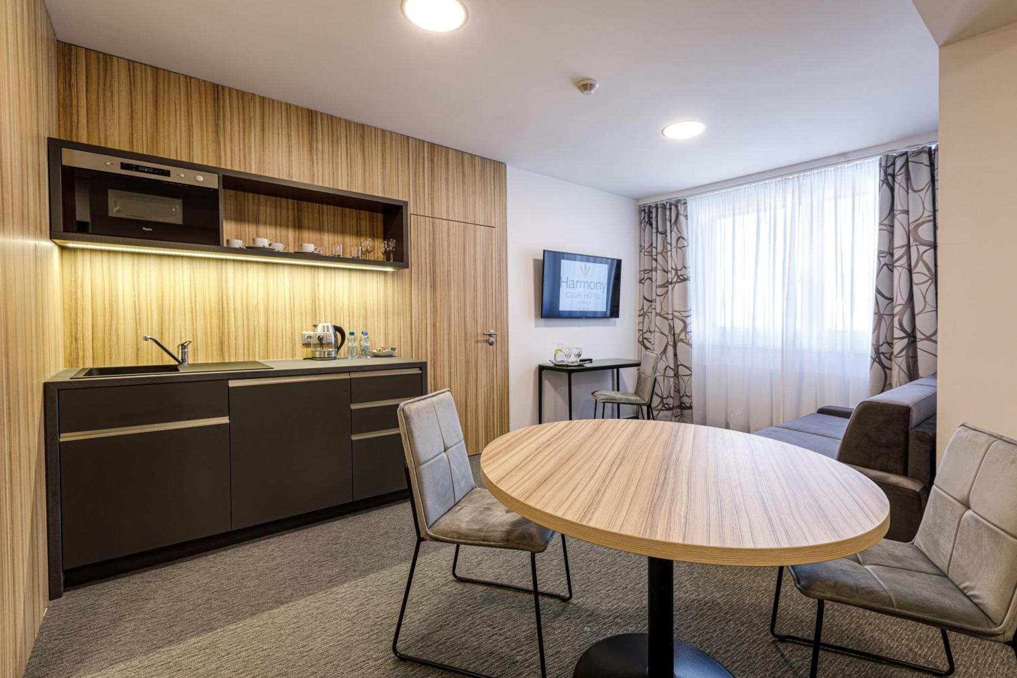 Harmony Club Hotel Οστράβα Εξωτερικό φωτογραφία